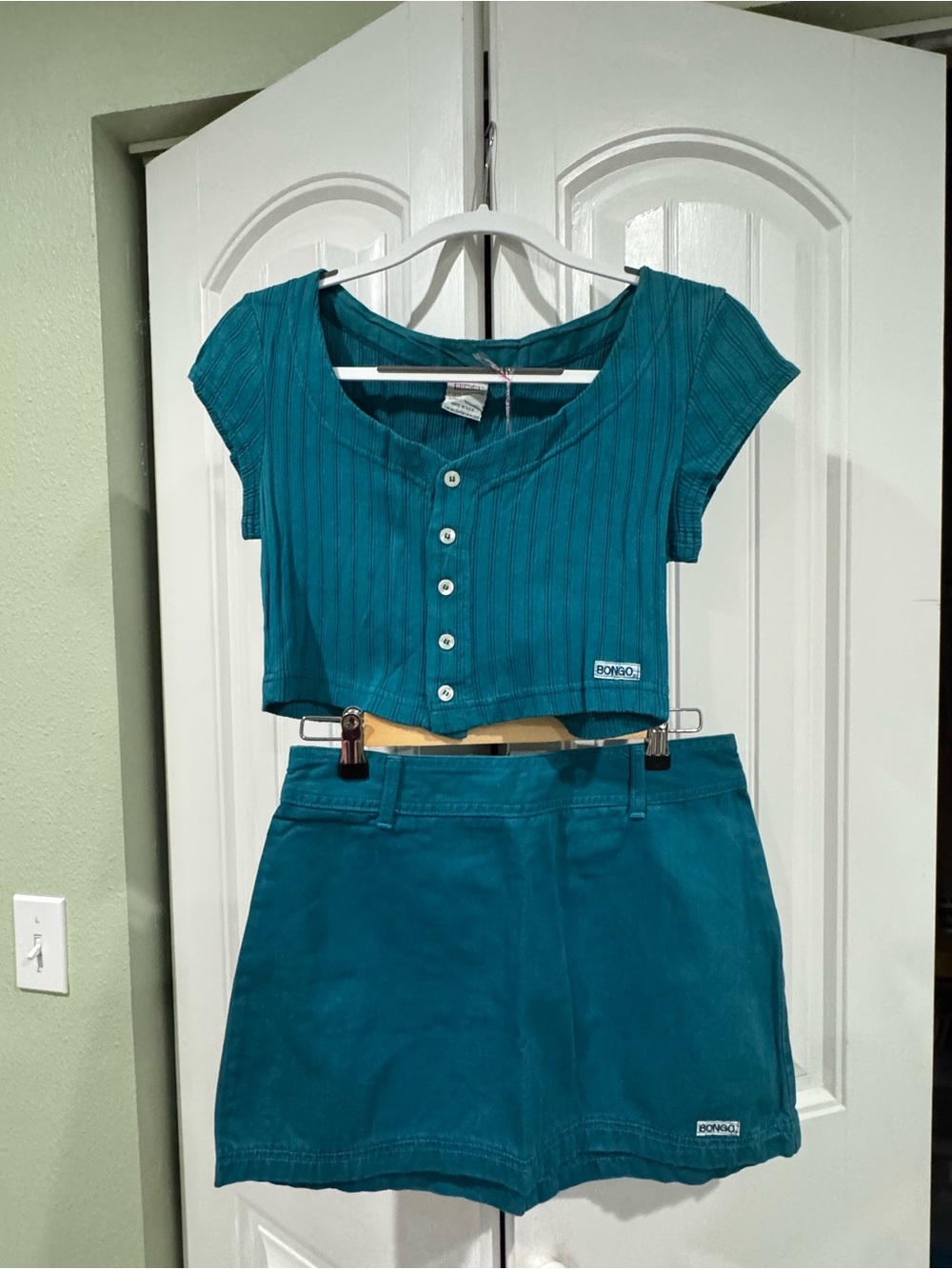 BONGO Teal Ribbed Button Front Crop Top and Matching Skort